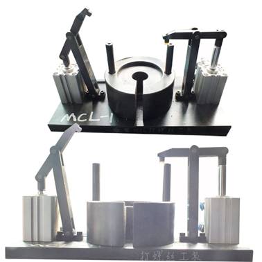 打螺絲工裝（側壓）